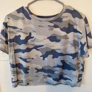 Old Navy cropped camo shirt